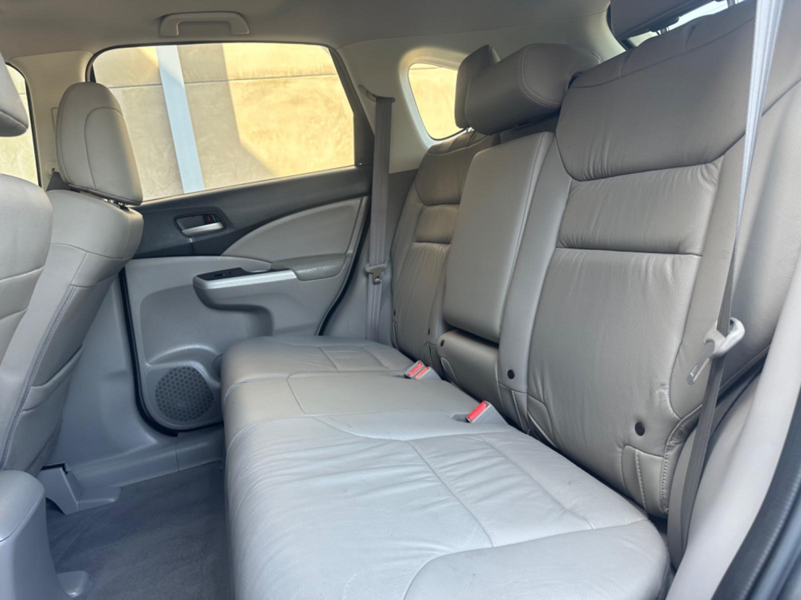 2012 BLUE /GRAY Honda CR-V leather (JHLRM3H70CC) with an 4 CYLINDER engine, Automatic transmission, located at 30 S. Berkeley Avenue, Pasadena, CA, 91107, (626) 248-7567, 34.145447, -118.109398 - Photo #18